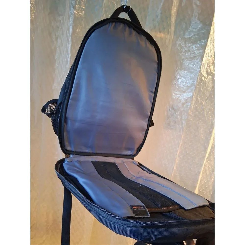Samsonite Computer/Tablet Black Backpack - Picture 9 of 14